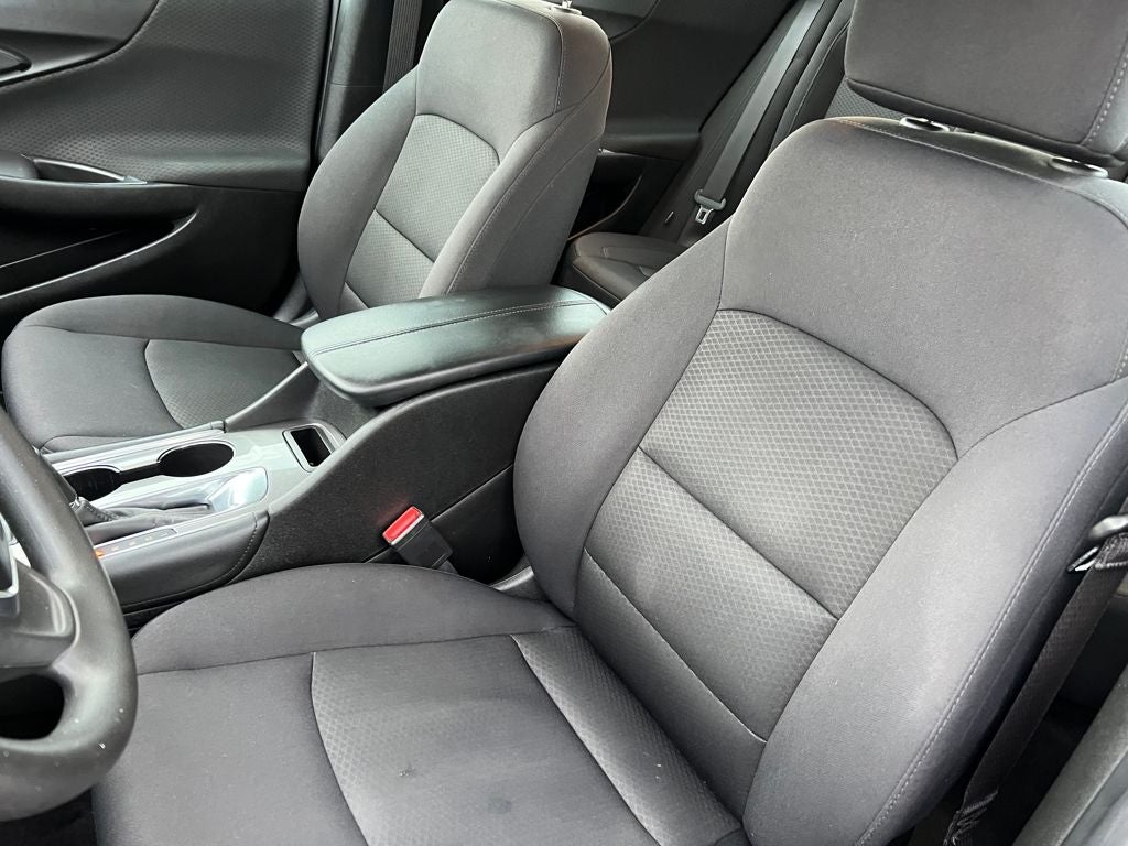 2017 Chevrolet Malibu LT 1LT