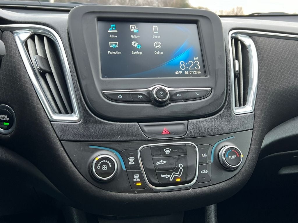 2017 Chevrolet Malibu LT 1LT