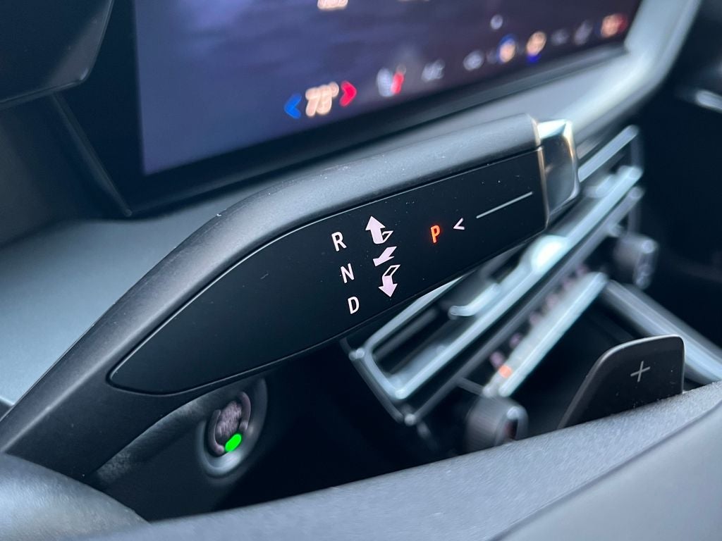 2025 Chevrolet Traverse LT 2LT