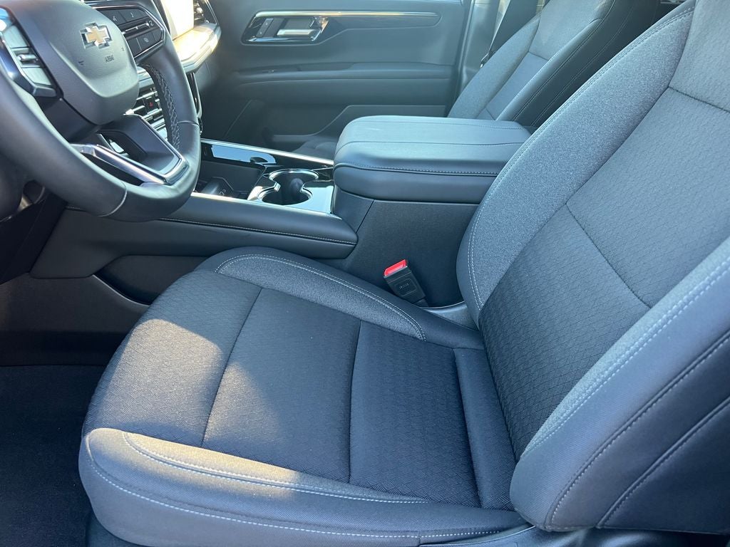 2025 Chevrolet Tahoe LS