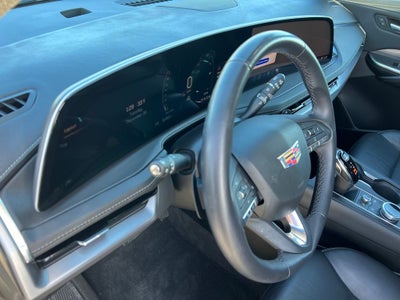 2024 Cadillac XT4 Premium Luxury