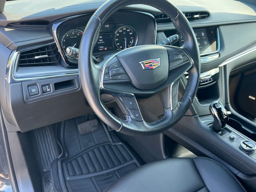 2021 Cadillac XT5 Luxury
