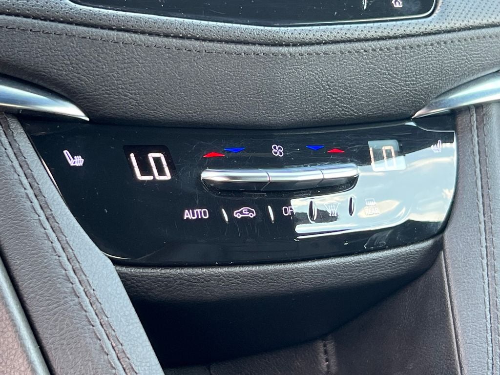 2023 Cadillac XT5 Sport