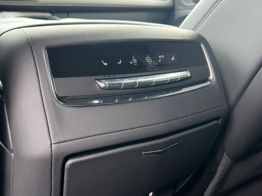 2024 Cadillac Escalade Sport