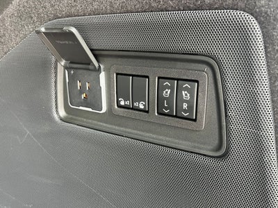 2024 Cadillac Escalade ESV Premium Luxury Platinum
