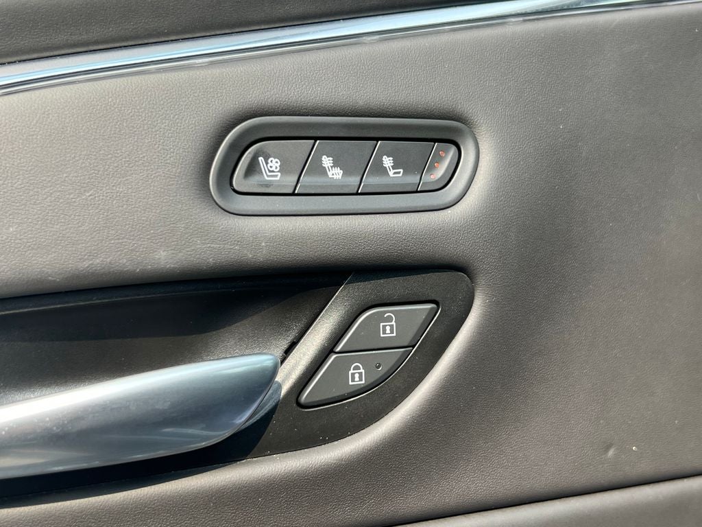 2024 Cadillac Escalade ESV Premium Luxury Platinum