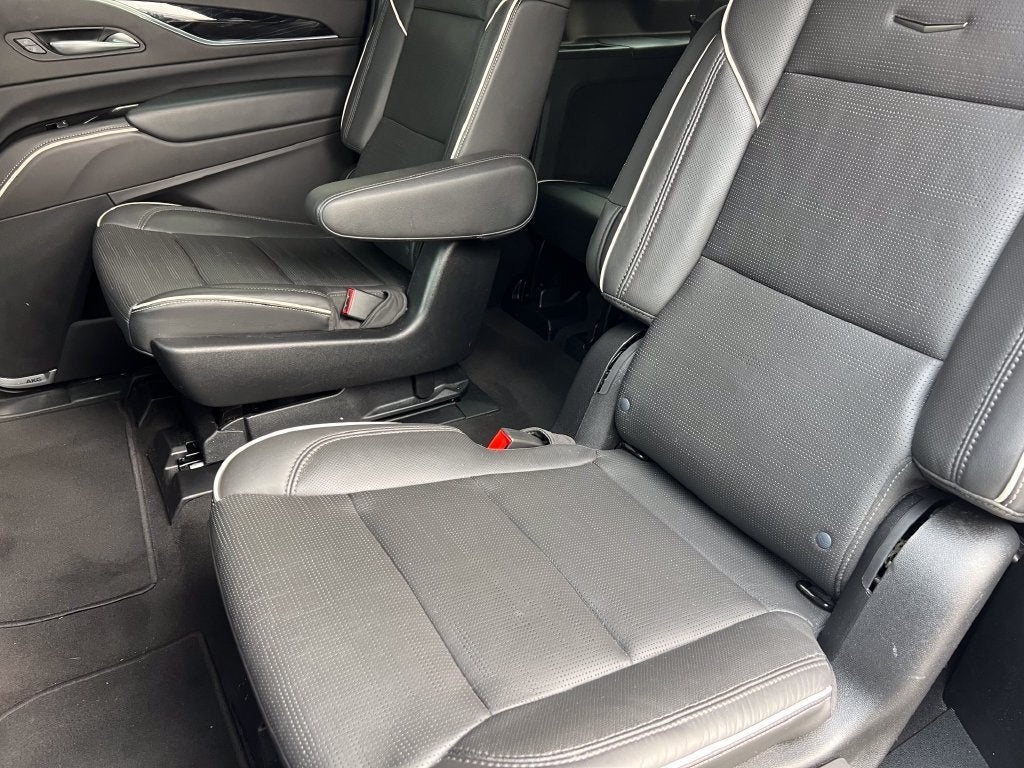 2024 Cadillac Escalade ESV Sport
