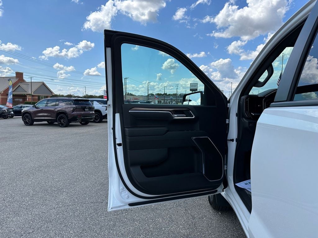 2025 Chevrolet Silverado 1500 LT LT1