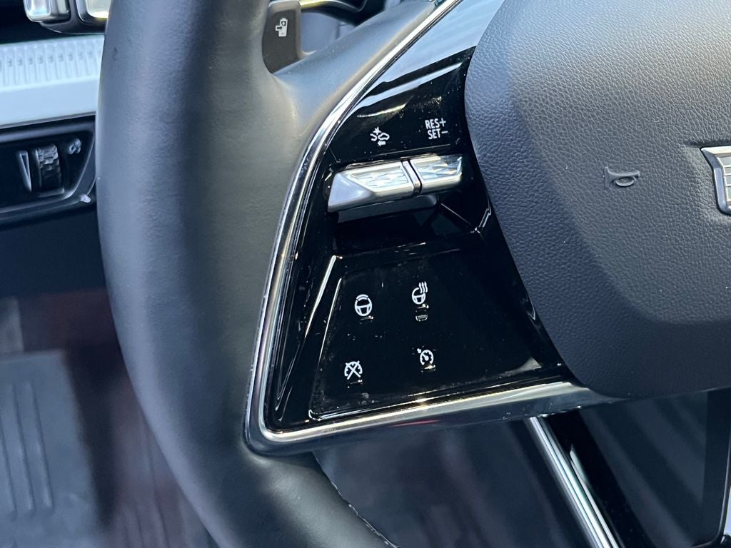 2025 Cadillac OPTIQ Sport 2