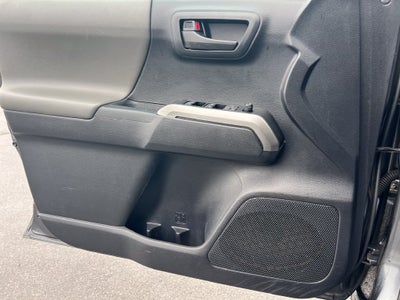 2020 Toyota Tacoma SR5 V6