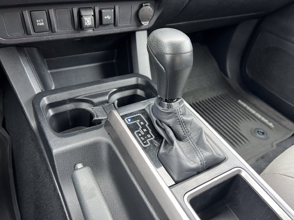 2020 Toyota Tacoma SR5 V6
