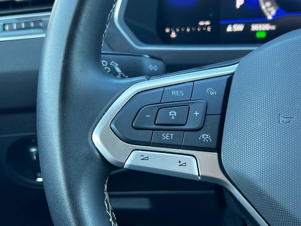 2023 Volkswagen Tiguan 2.0T SE