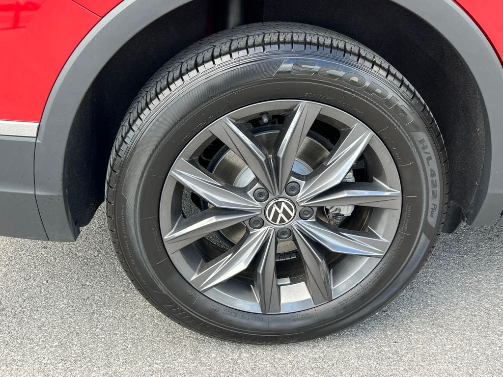 2023 Volkswagen Tiguan 2.0T SE