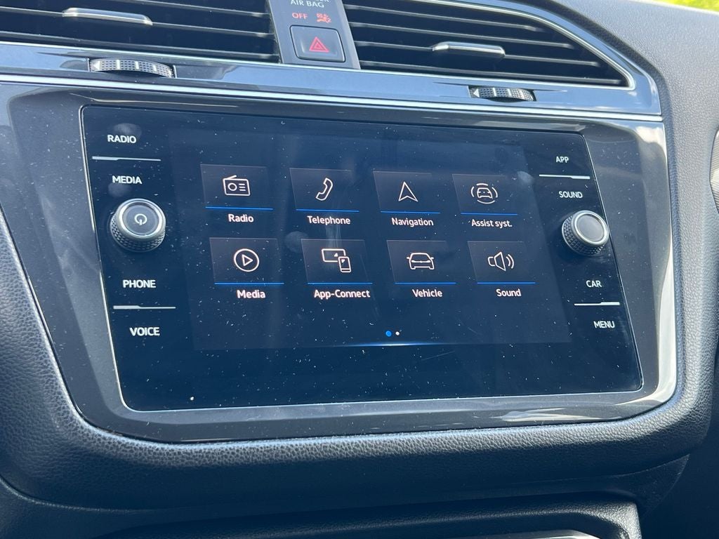 2023 Volkswagen Tiguan 2.0T SE