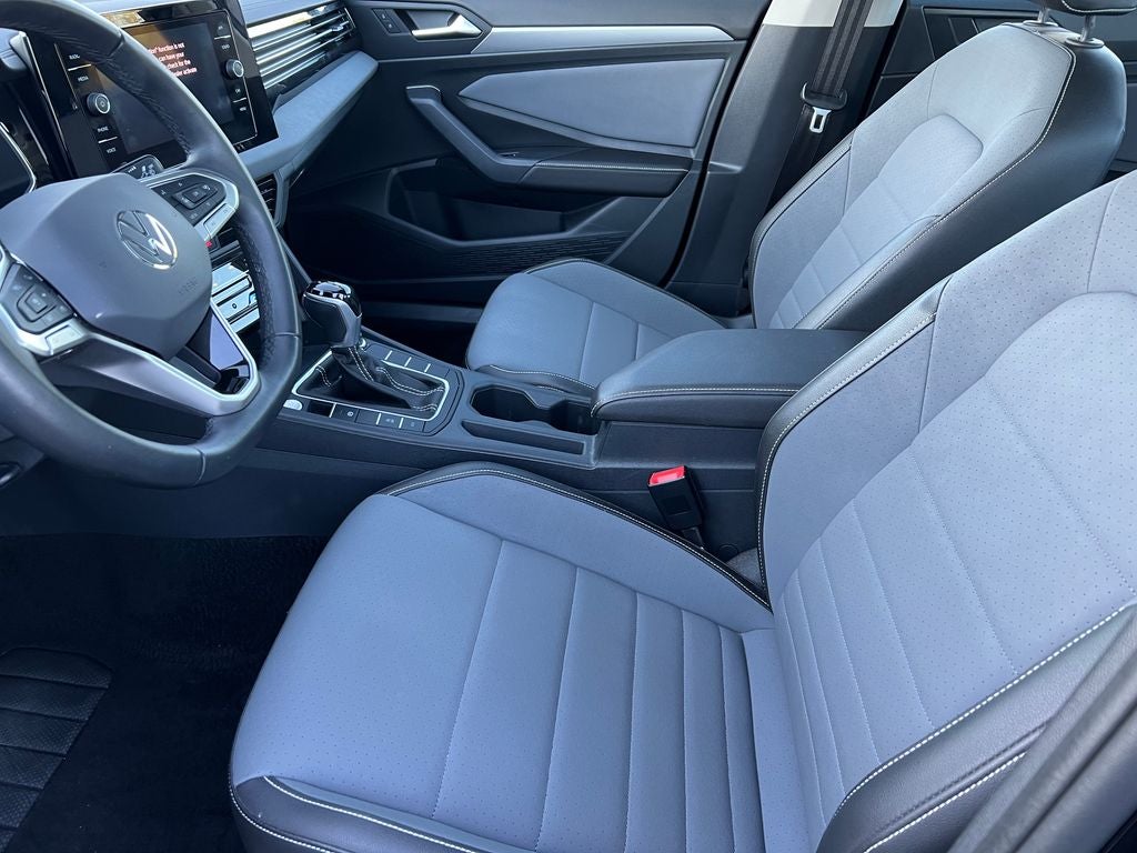 2025 Volkswagen Jetta 1.5T SE