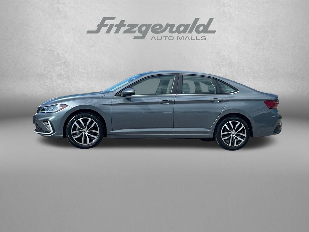 2025 Volkswagen Jetta 1.5T SE