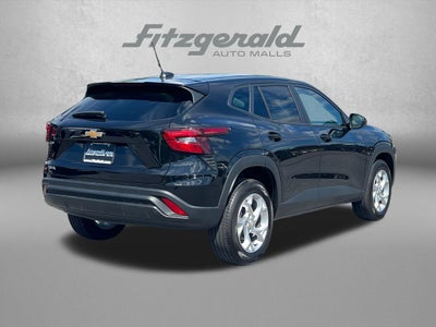 2025 Chevrolet Trax LS