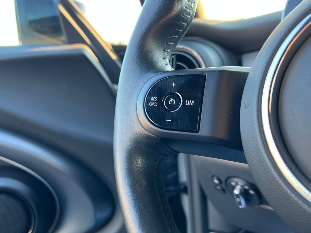 2023 MINI Cooper Classic