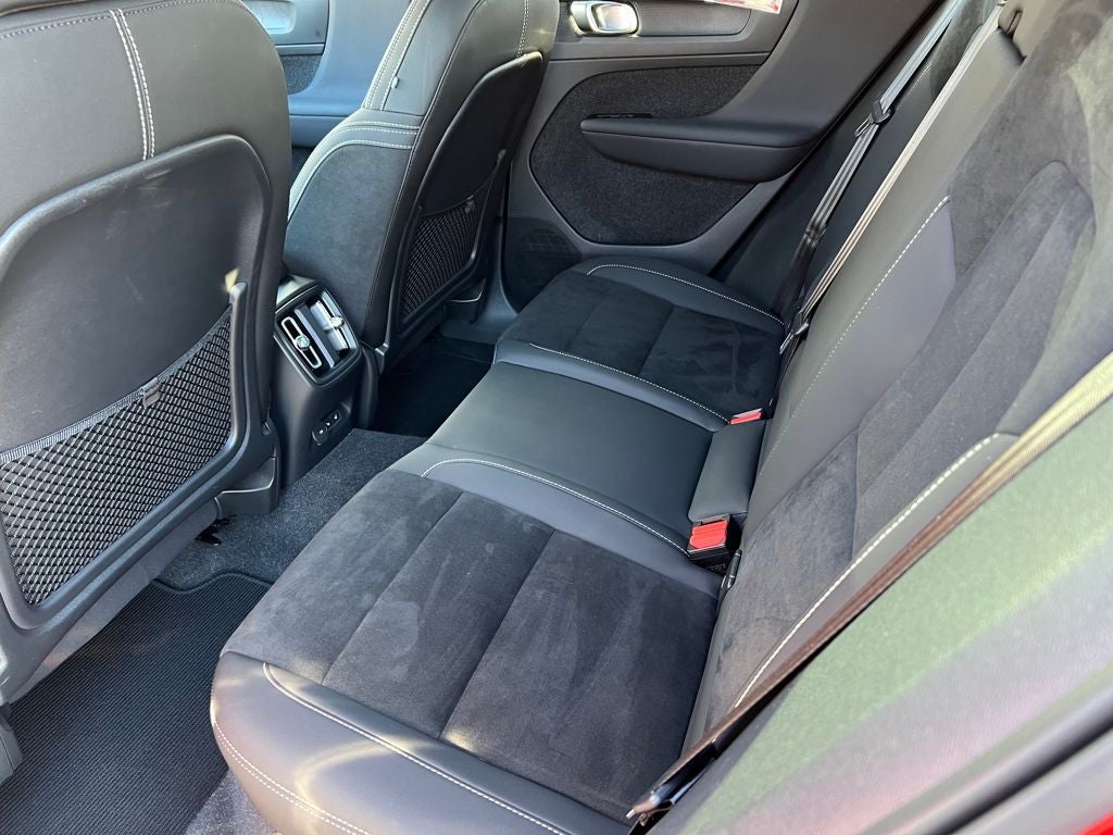 2022 Volvo C40 Recharge Pure Electric Ultimate