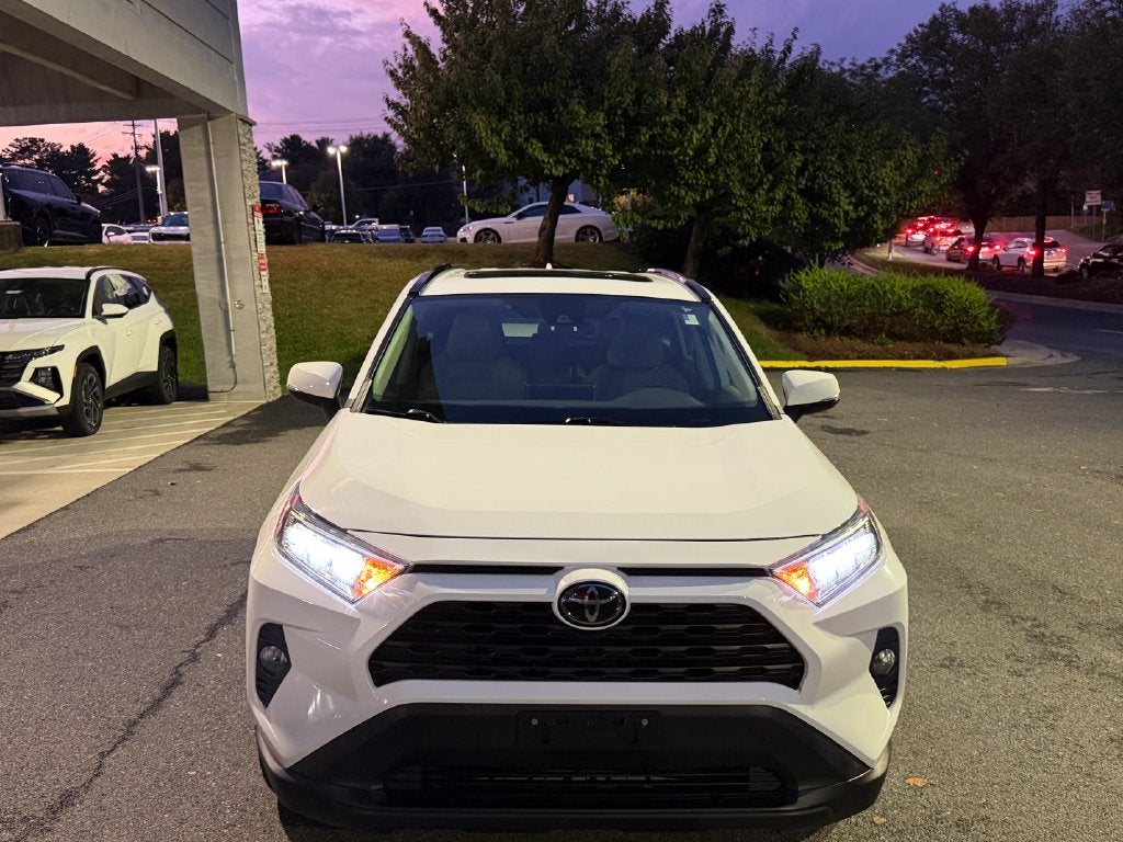2020 Toyota RAV4 XLE