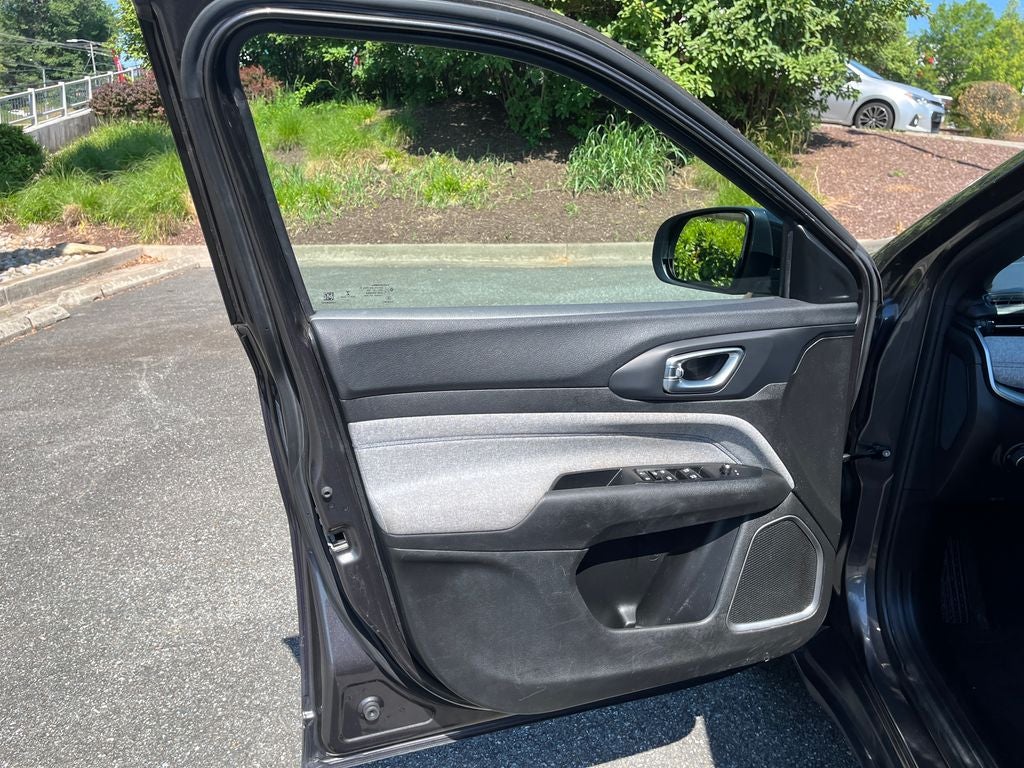 2023 Jeep Compass Sport