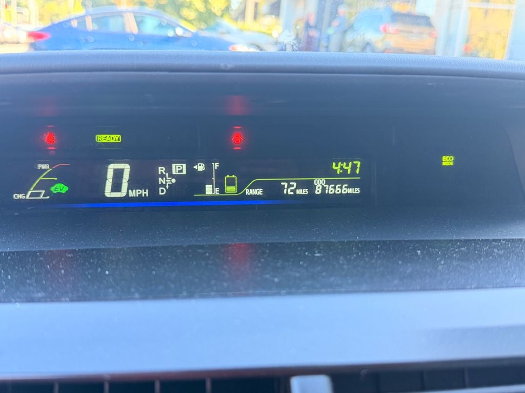 2014 Toyota Prius v Three