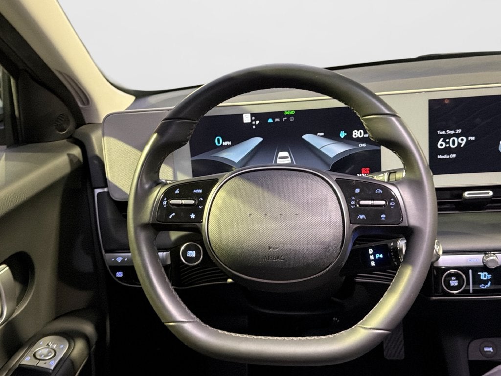 2024 Hyundai IONIQ 5 SE
