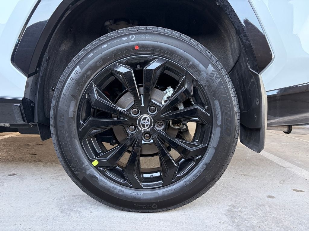 2024 Toyota RAV4 HYBRID XSE