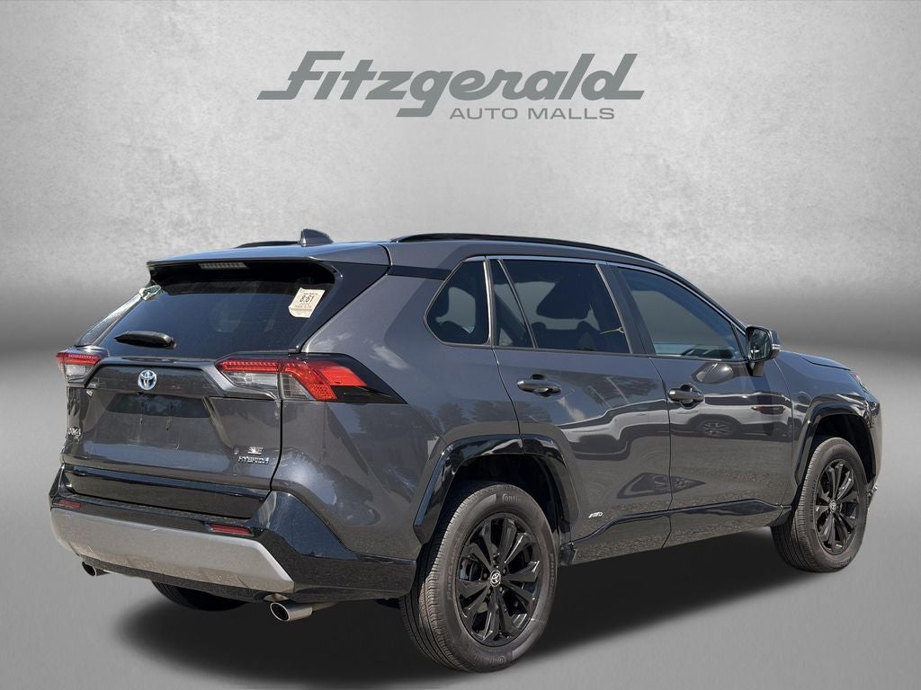 2024 Toyota RAV4 Hybrid SE
