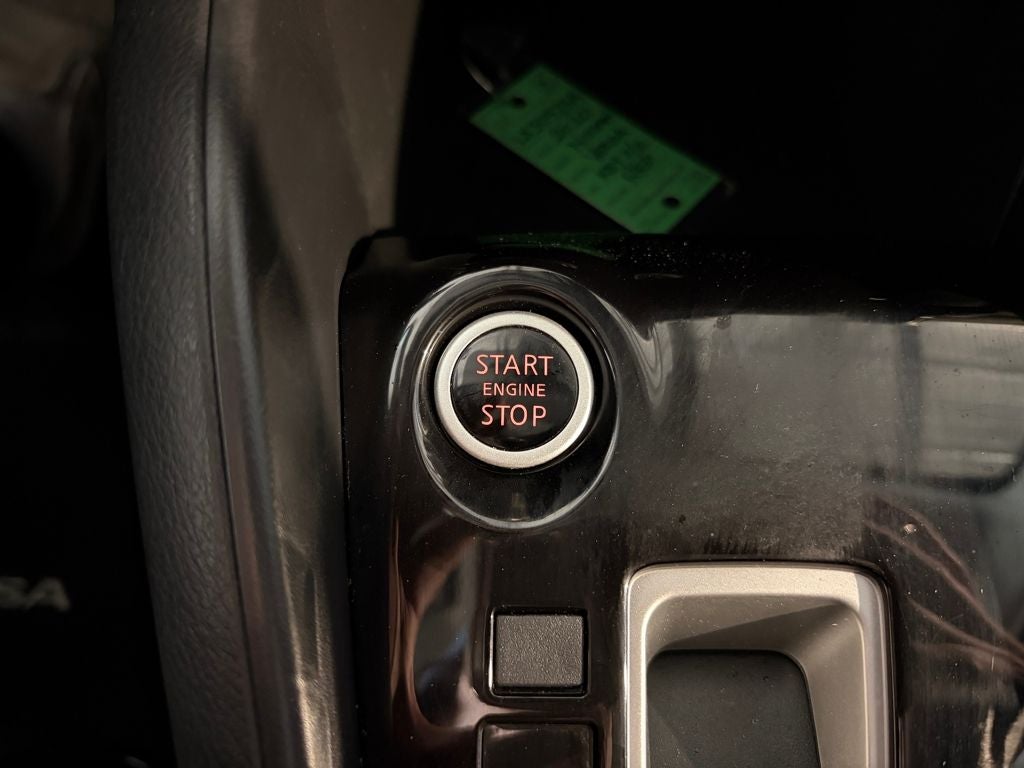 2020 Nissan Versa 1.6 SV