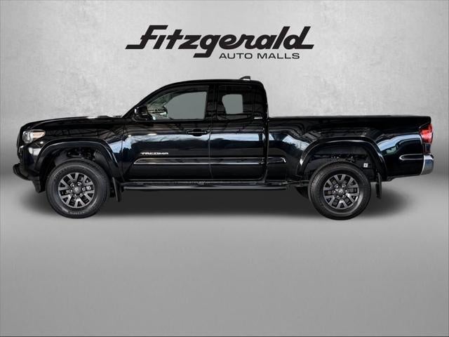 2022 Toyota TACOMA SR5 SR5