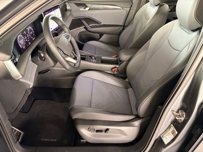 2025 Volkswagen Tiguan 2.0T SE R-Line Black