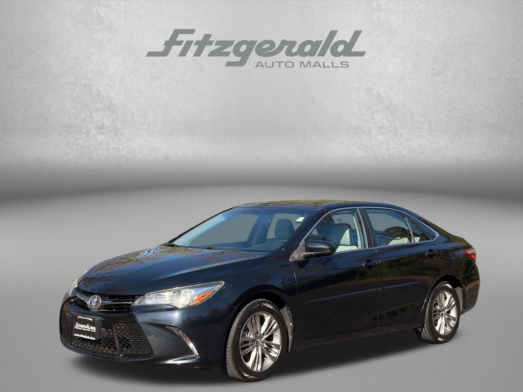 2016 Toyota CAMRY SE