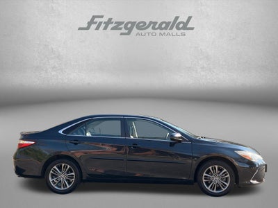 2016 Toyota CAMRY SE