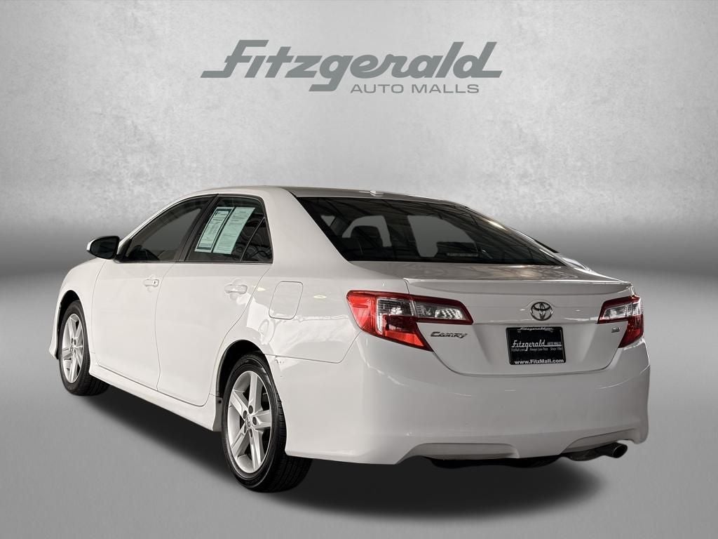 2014 Toyota CAMRY SE