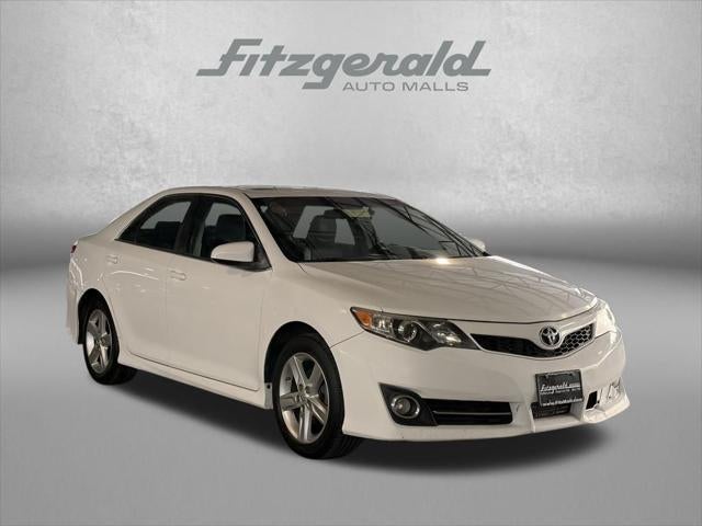 2014 Toyota CAMRY SE