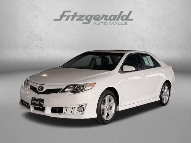 2014 Toyota CAMRY SE