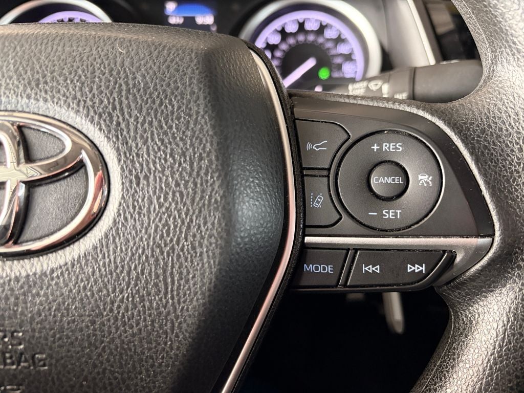 2022 Toyota CAMRY LE