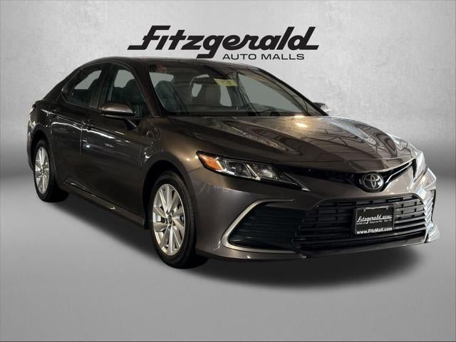 2024 Toyota CAMRY LE