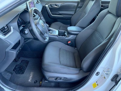 2024 Toyota RAV4 Hybrid SE