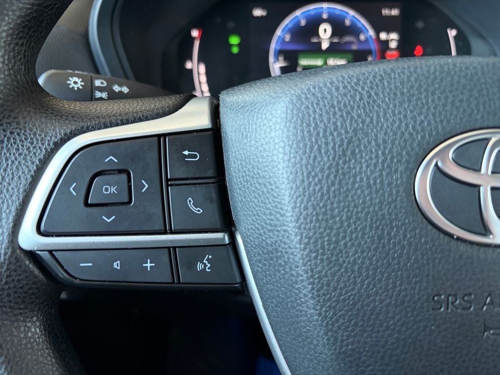 2025 Toyota GRAND HIGHLANDER LE