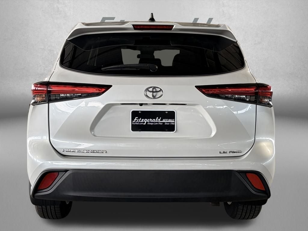 2022 Toyota HIGHLANDER LE