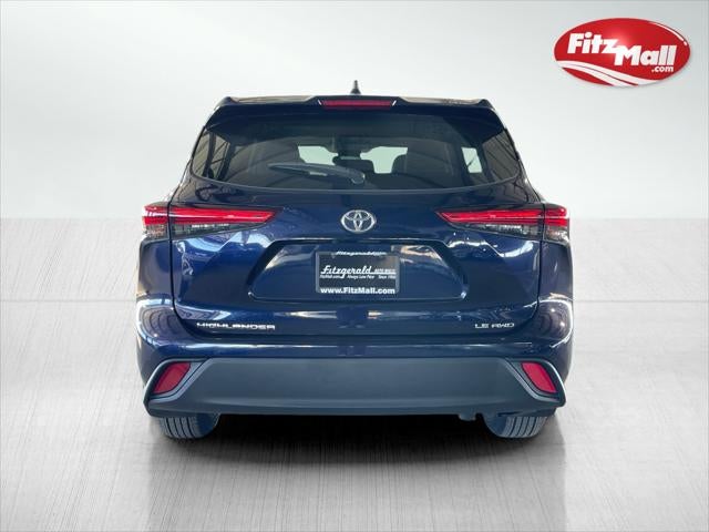 2022 Toyota HIGHLANDER LE