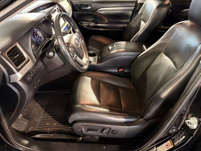 2019 Toyota HIGHLANDER Limited