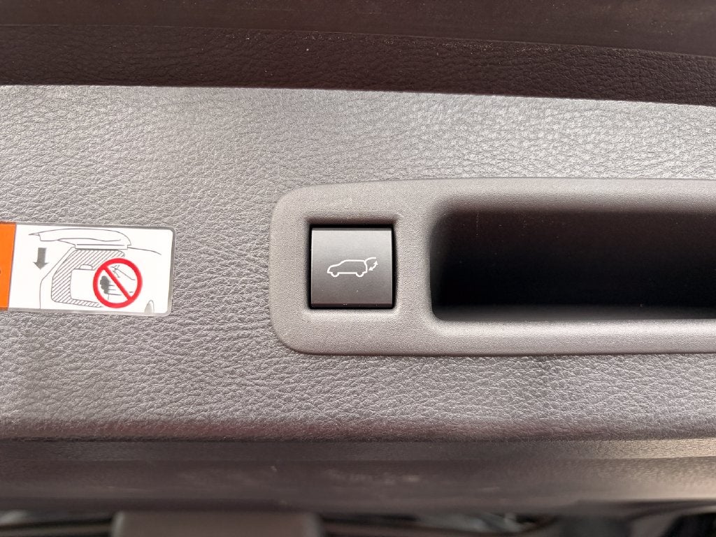 2026 Toyota Sienna LE 7 Passenger