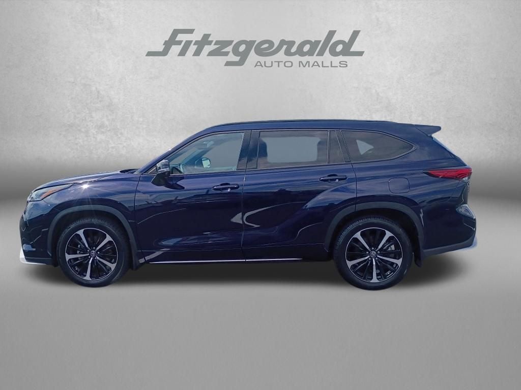 2022 Toyota Highlander XSE