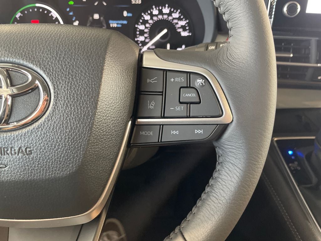 2026 Toyota Sienna XLE 7 Passenger