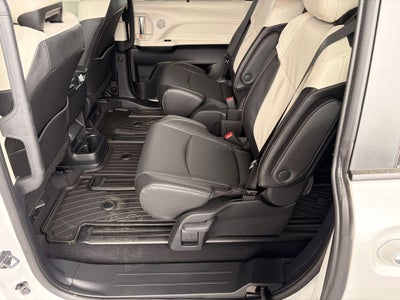 2026 Toyota SIENNA LTD AWD Limited 7 Passenger