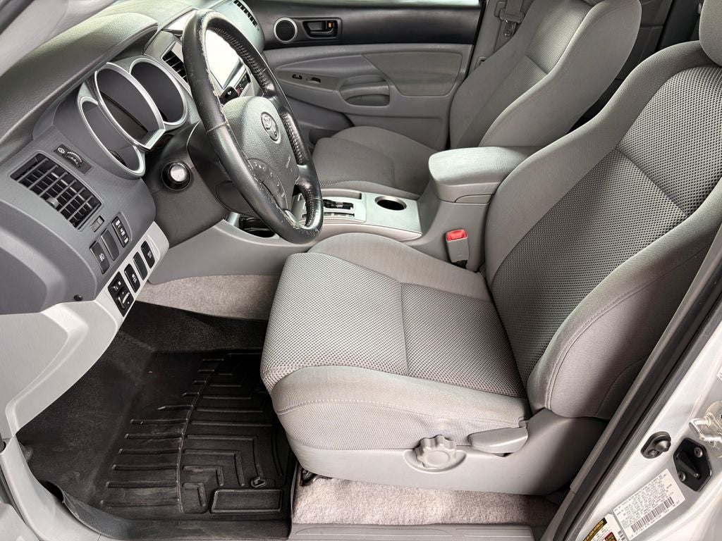 2009 Toyota TACOMA Base V6