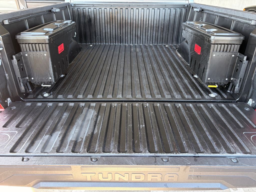 2023 Toyota TUNDRA 4X4 SR